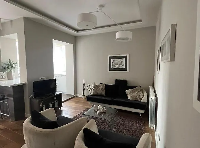 Deluxe Apartment Newsky With Terrace